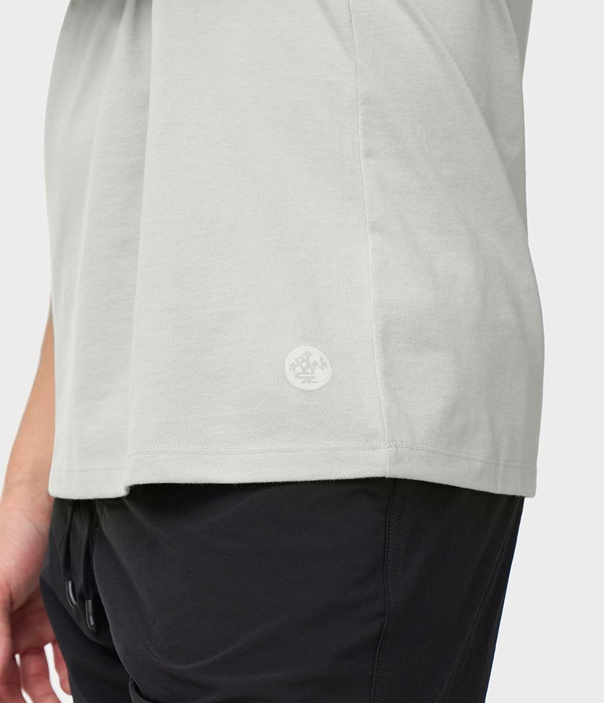 manduka-tadasana-tee-herren-t-shirt image 3