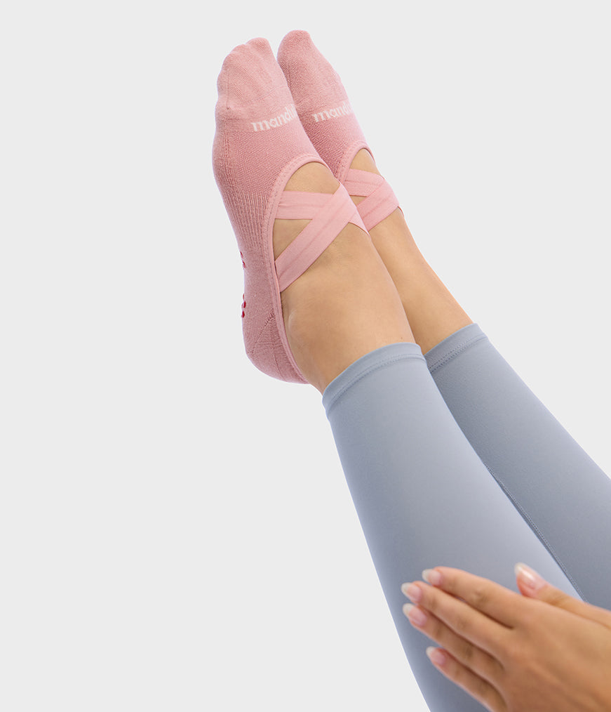 manduka-equilibria-pilates-slipper-socken-grip-socken-mit-silikonhalt image 4