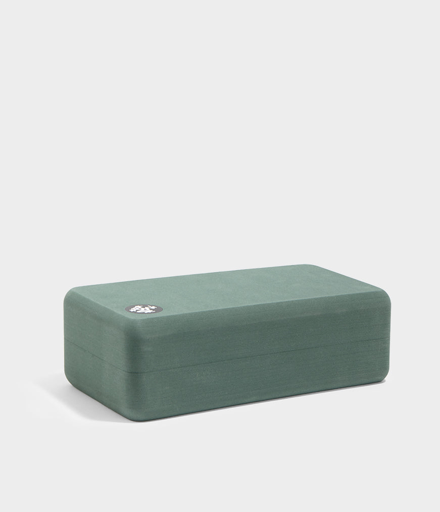 manduka-lean-recycled-foam-yoga-block image 4