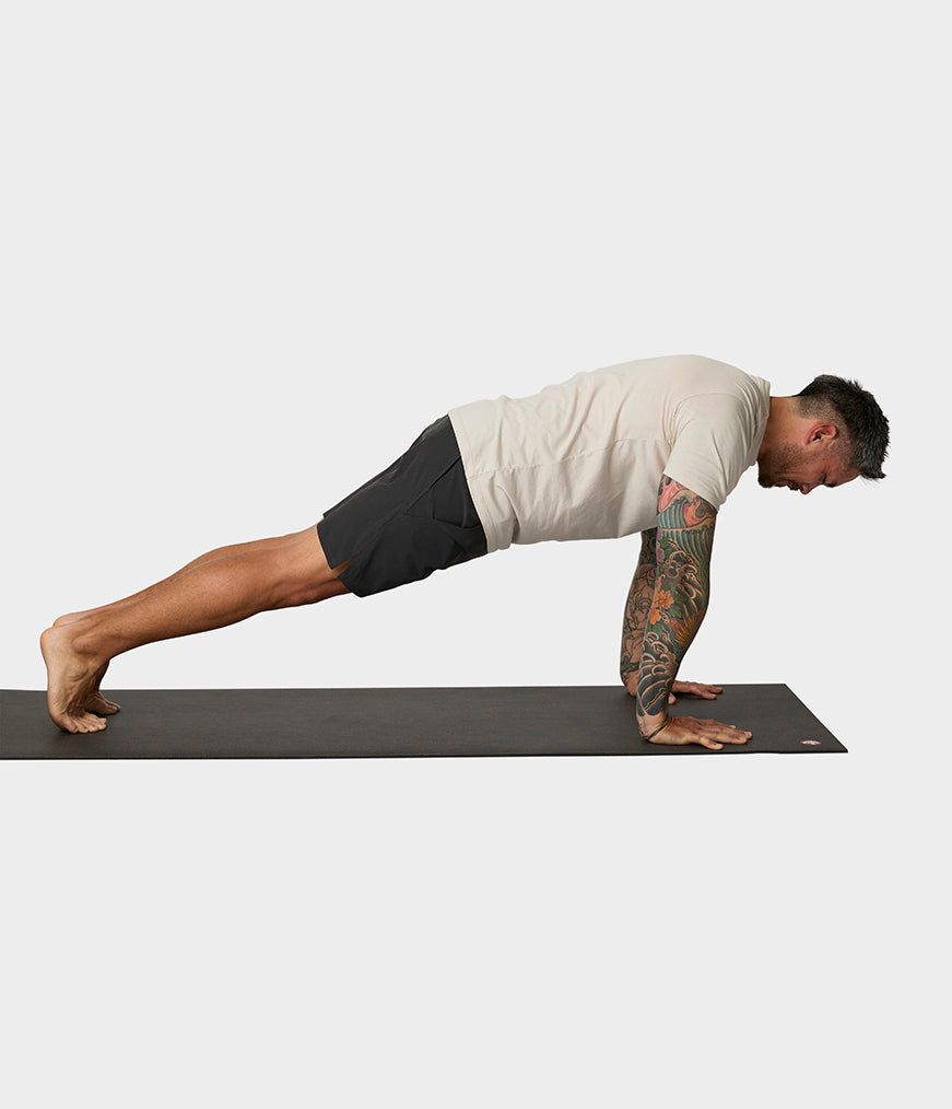 manduka-tenzin-shorts-f-r-herren image 4