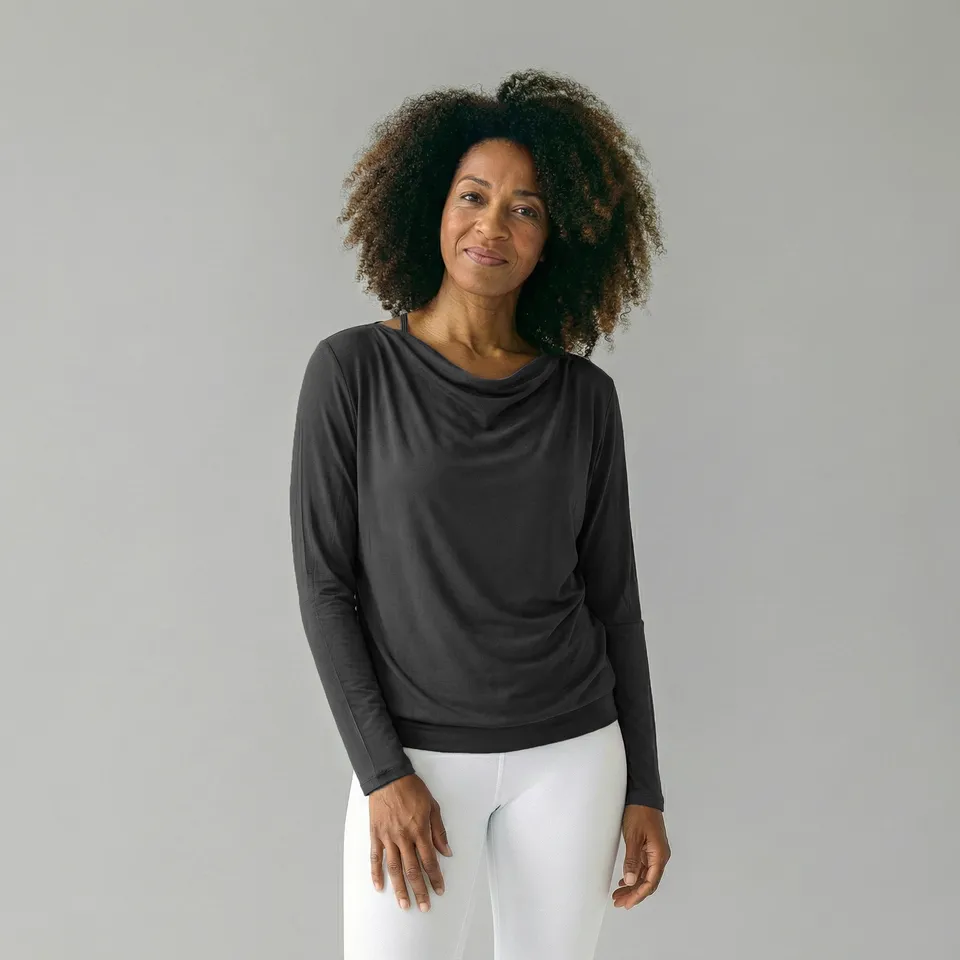 yogistar-flowing-shakti-ala-yoga-longsleeve-stonehenge image 1