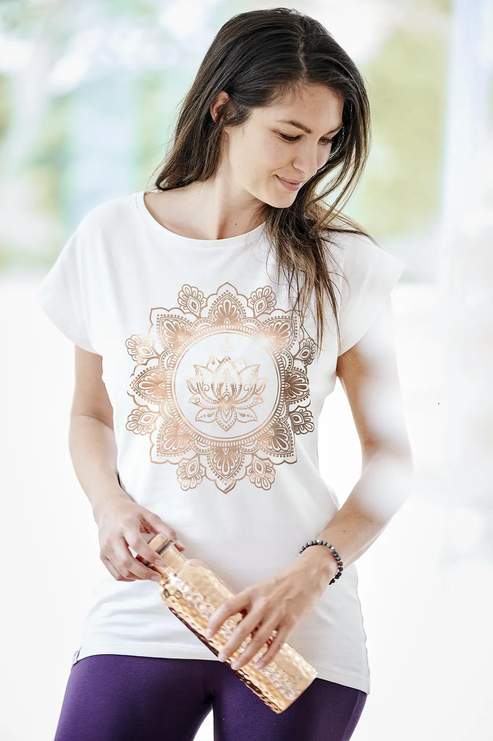 yogistar-yoga-t-shirt-batwing-lotus-ivory-copper image 1