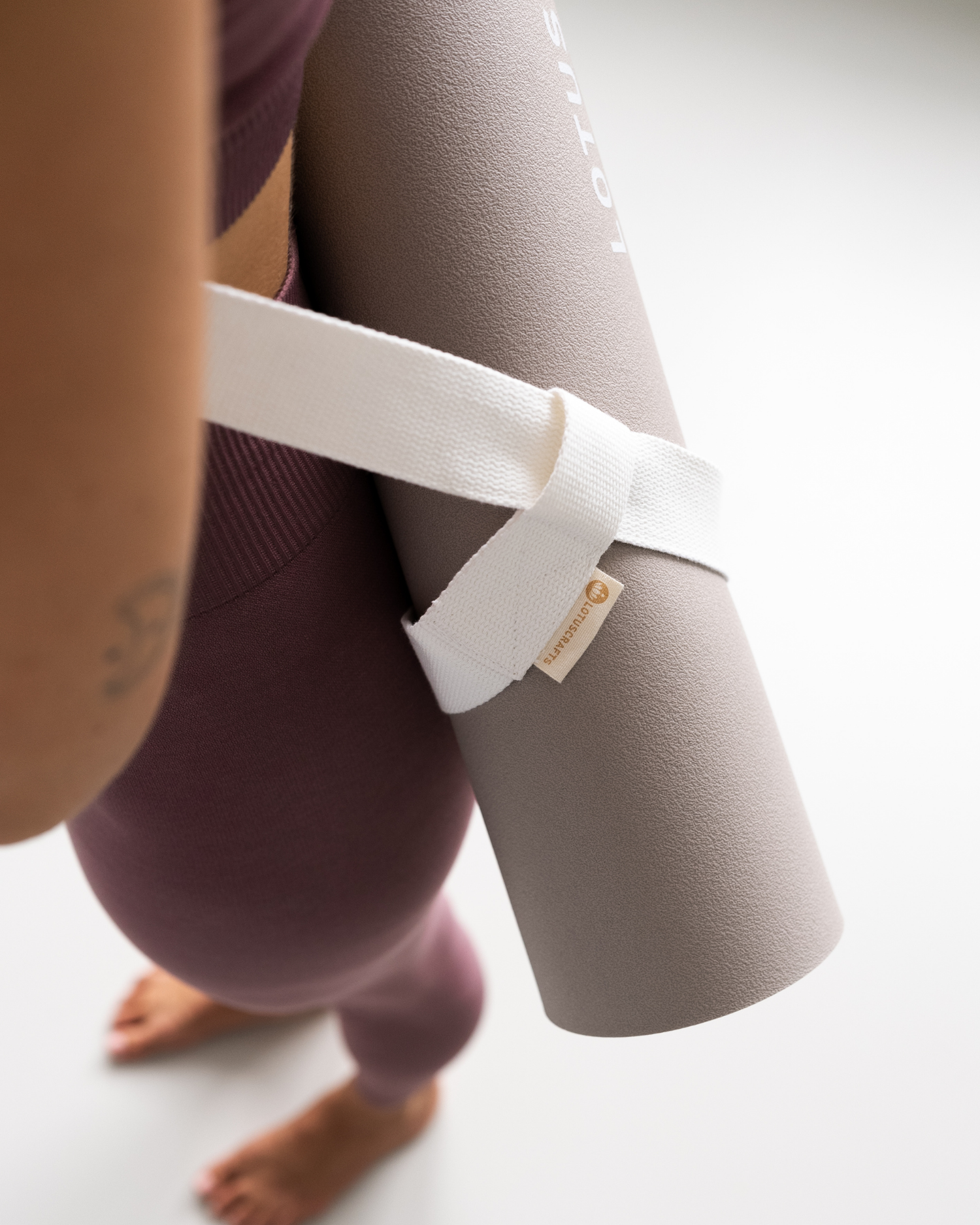 lotuscrafts-yogamatten-tragegurt-baumwolle-verstellbar image 4