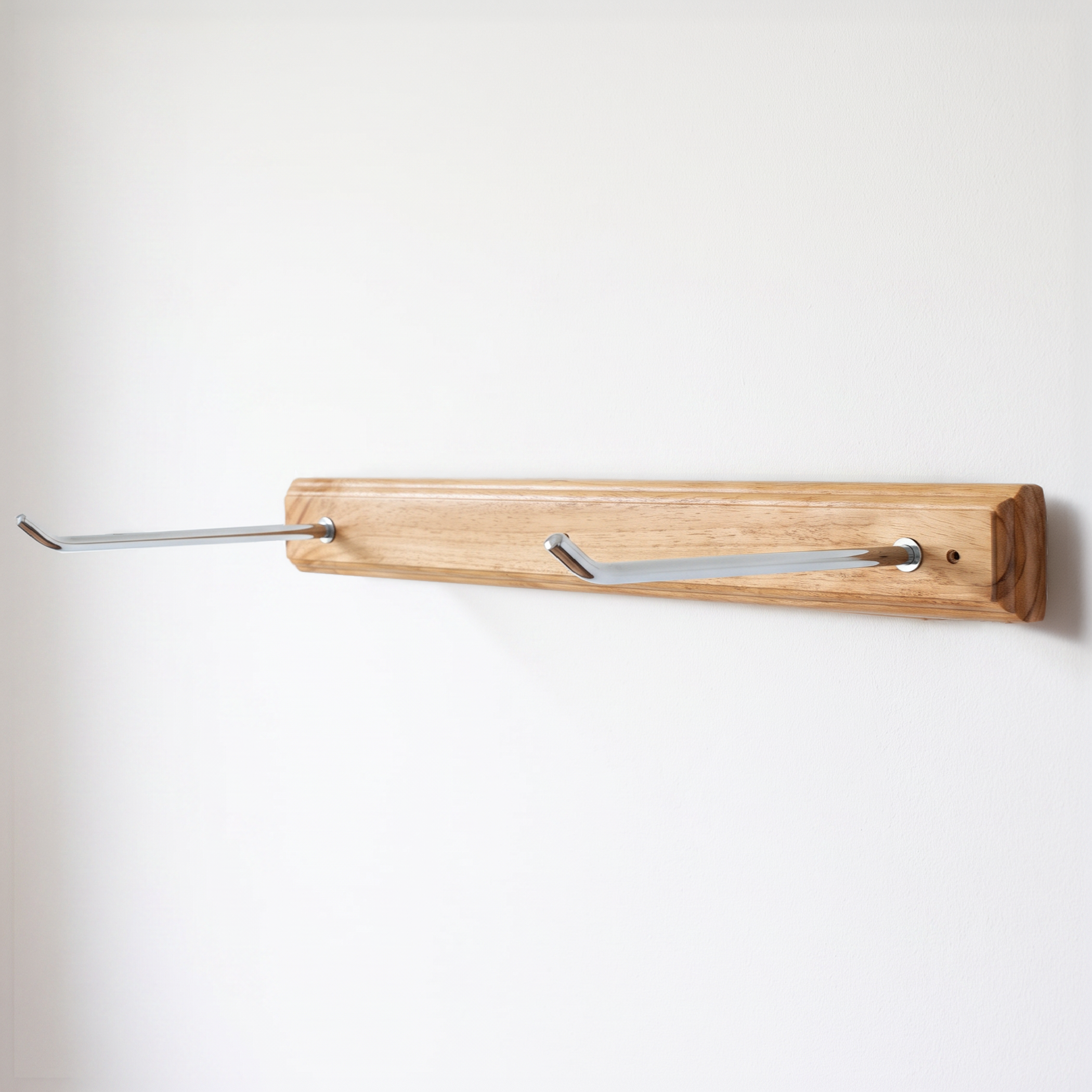 yogistar-wandhalter-aus-holz-f-r-yoga-und-pilates-matten-mit-sen image 1
