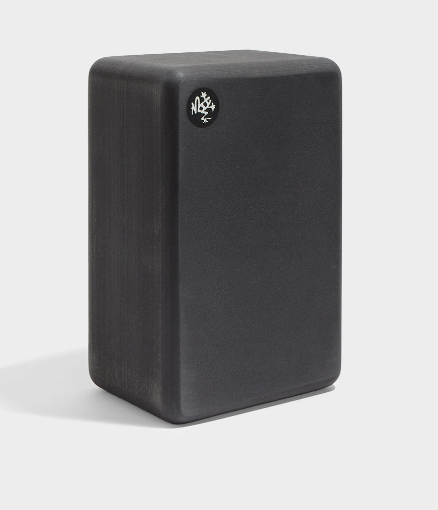 manduka-recycelter-schaumstoff-yogablock image 3