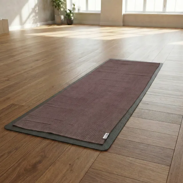yogistar-yogitowel-de-luxe-yogatuch-mit-silikonnoppen image 1