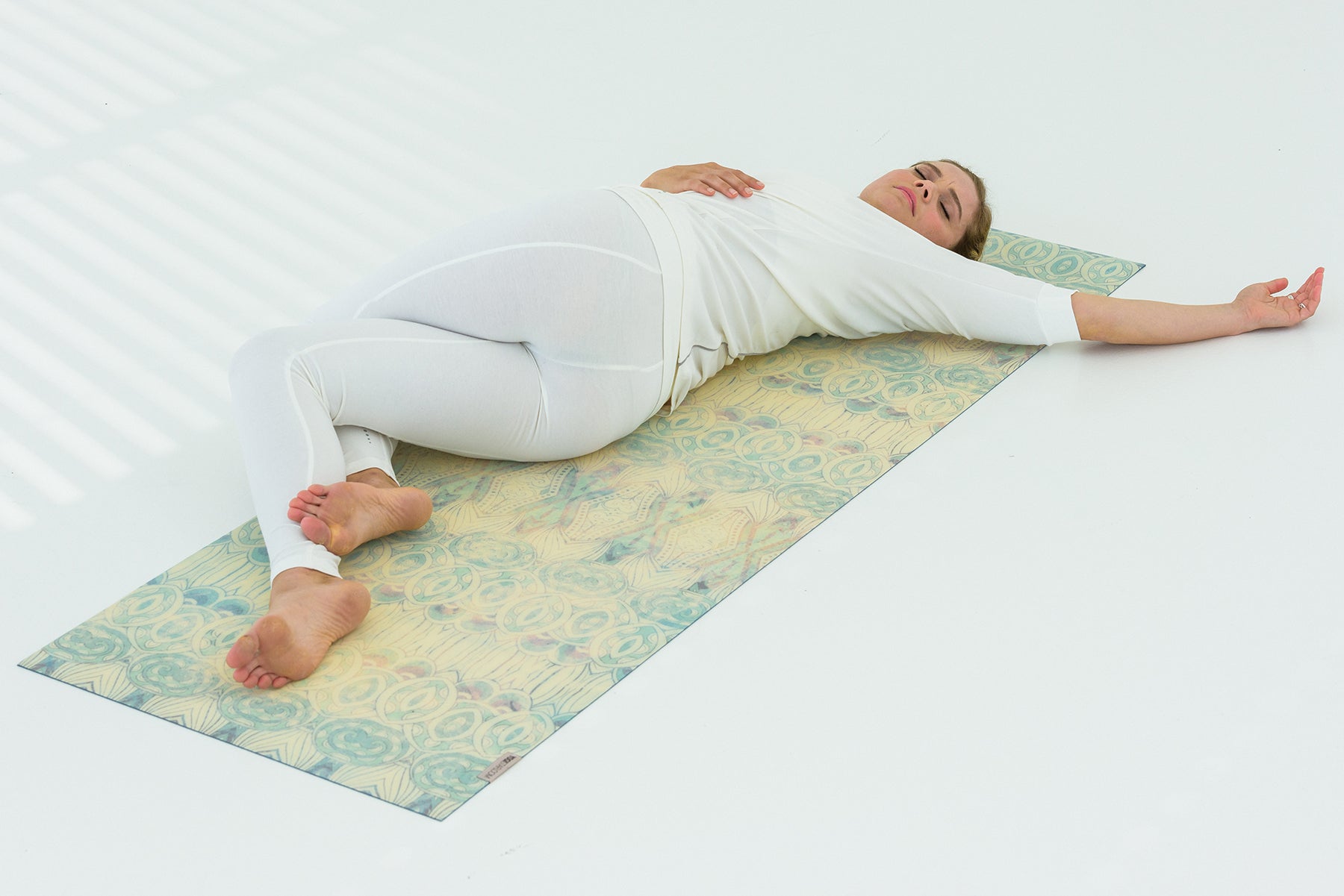 yogistar-yogamatte-yogimat-pure-art-collection-aztec-carpet image 3