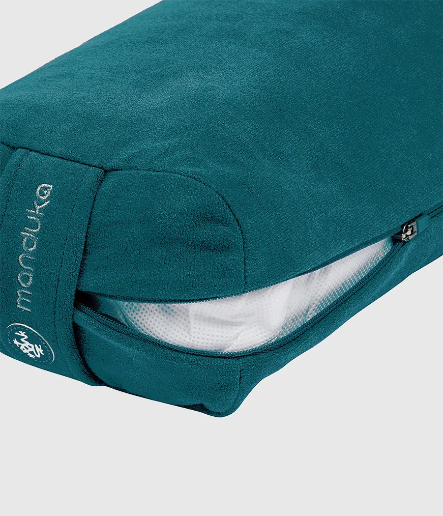 manduka-equa-lean-bolster-bezug-aus-mikrofaser image 1
