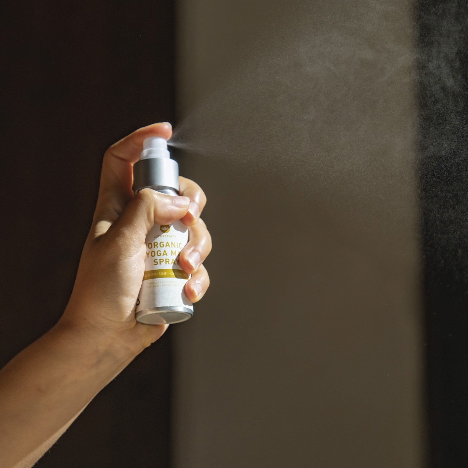 lotuscrafts-pure-bio-yogamatten-spray image 6