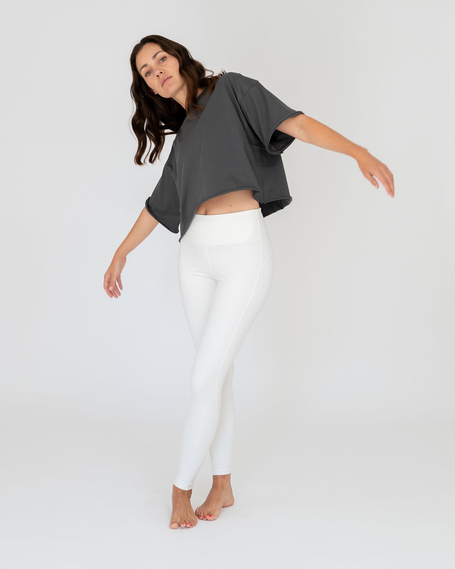 lotuscrafts-eli-womens-tee-short-sleeve-cropped-bio-baumwolle image 3