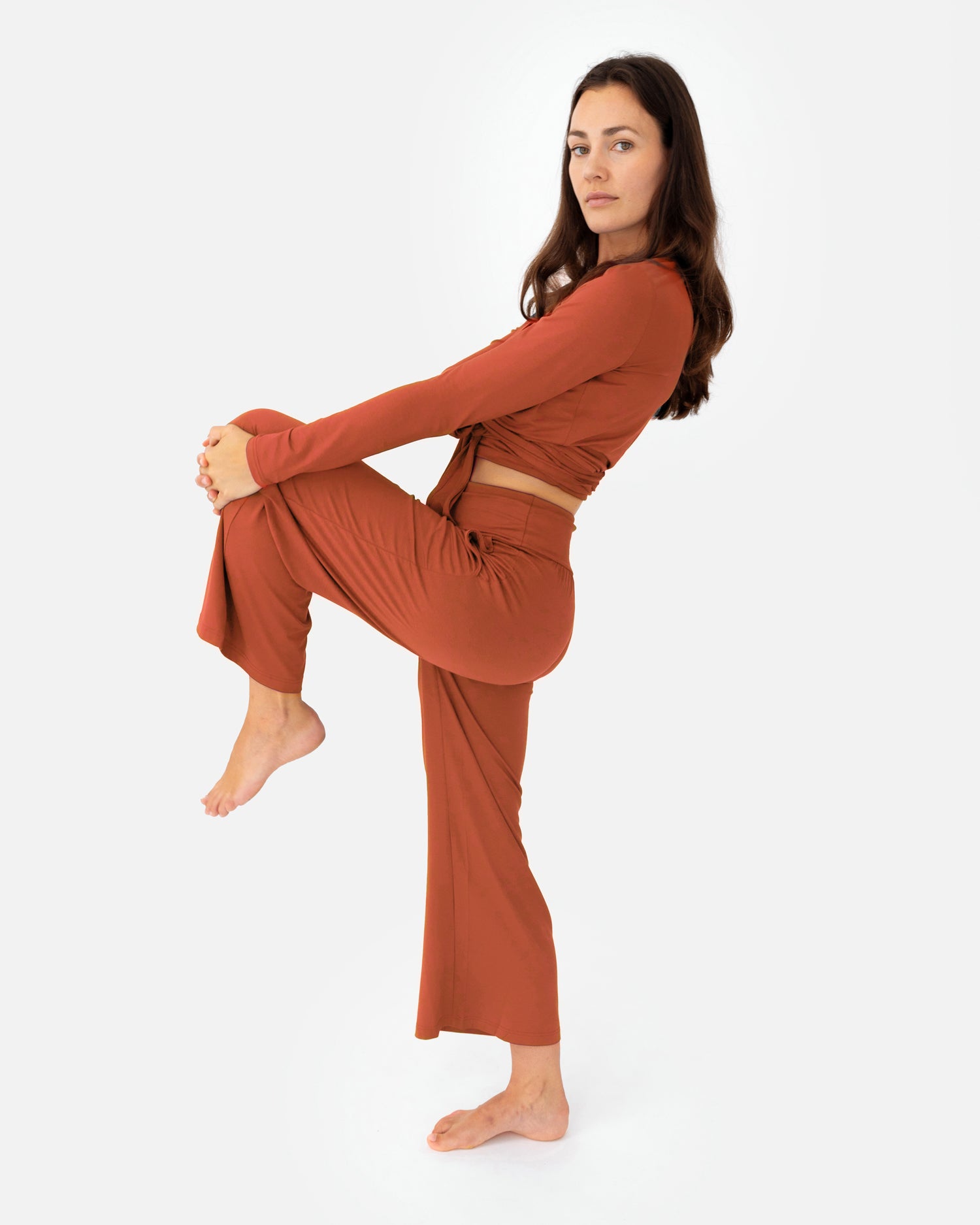 lotuscrafts-heya-culotte-weite-yoga-hose-aus-viskose-mit-hohem-bund image 3