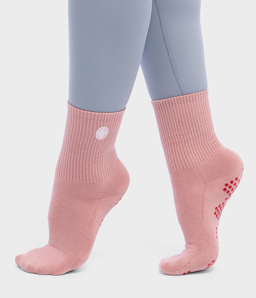 manduka-equilibria-pilates-halb-crew-socken image 2