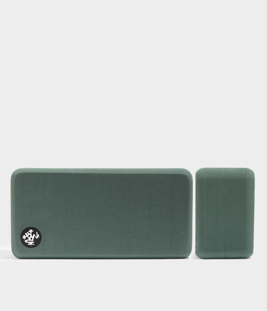 manduka-lean-recycled-foam-yoga-block image 6
