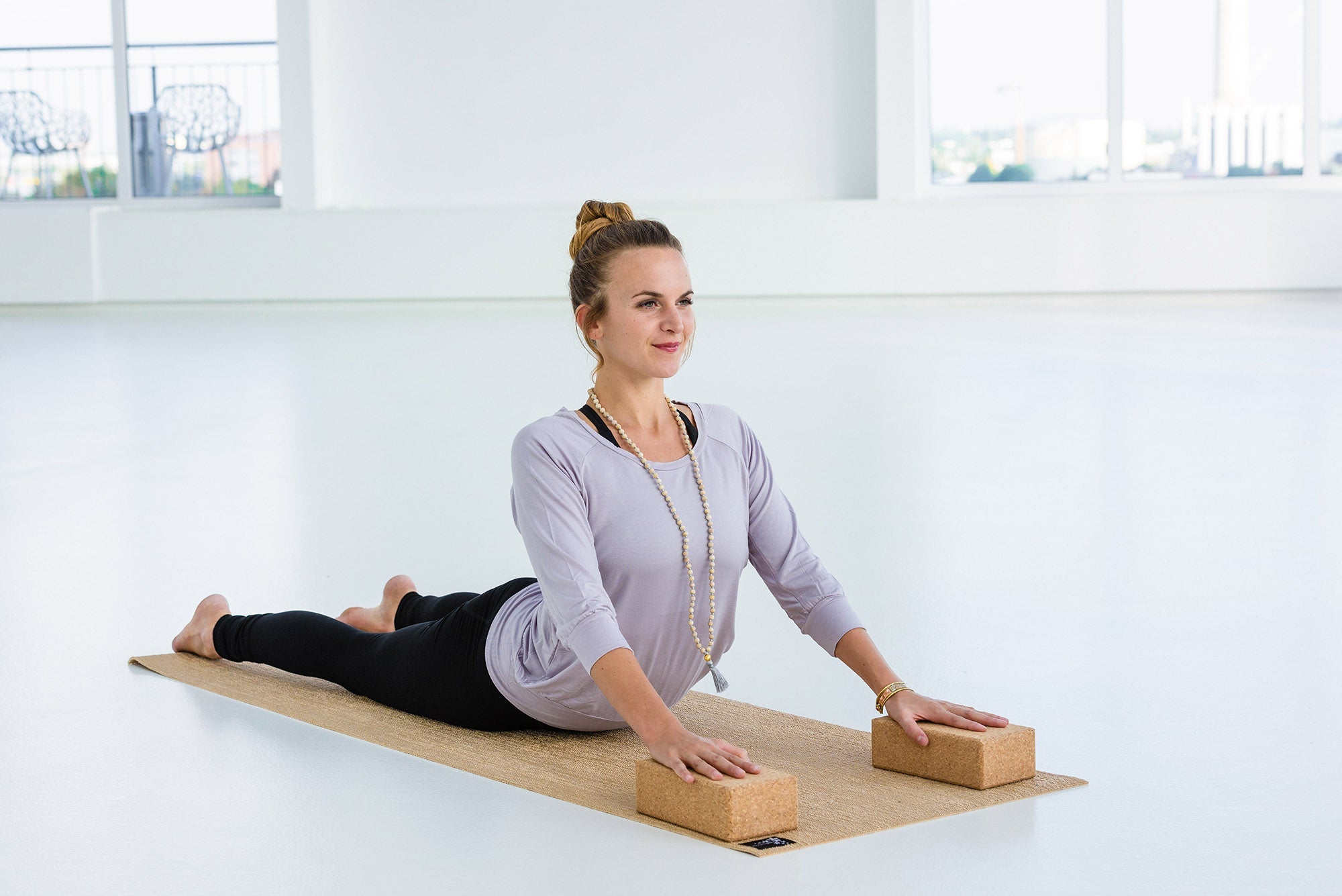 yogistar-yoga-leggings-liane-charcoal image 4