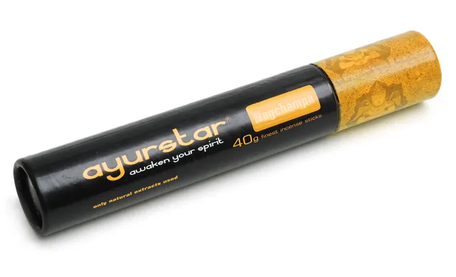 yogistar-r-ucherst-bchen-nag-champa-40-g-geschenkbox image 1