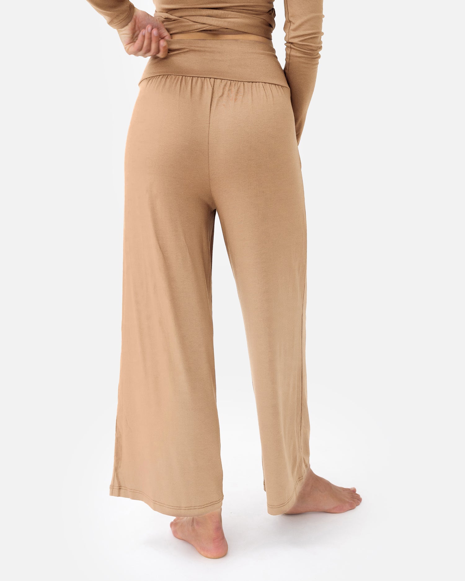 lotuscrafts-heya-culotte-weite-yoga-hose-aus-viskose-mit-hohem-bund image 6