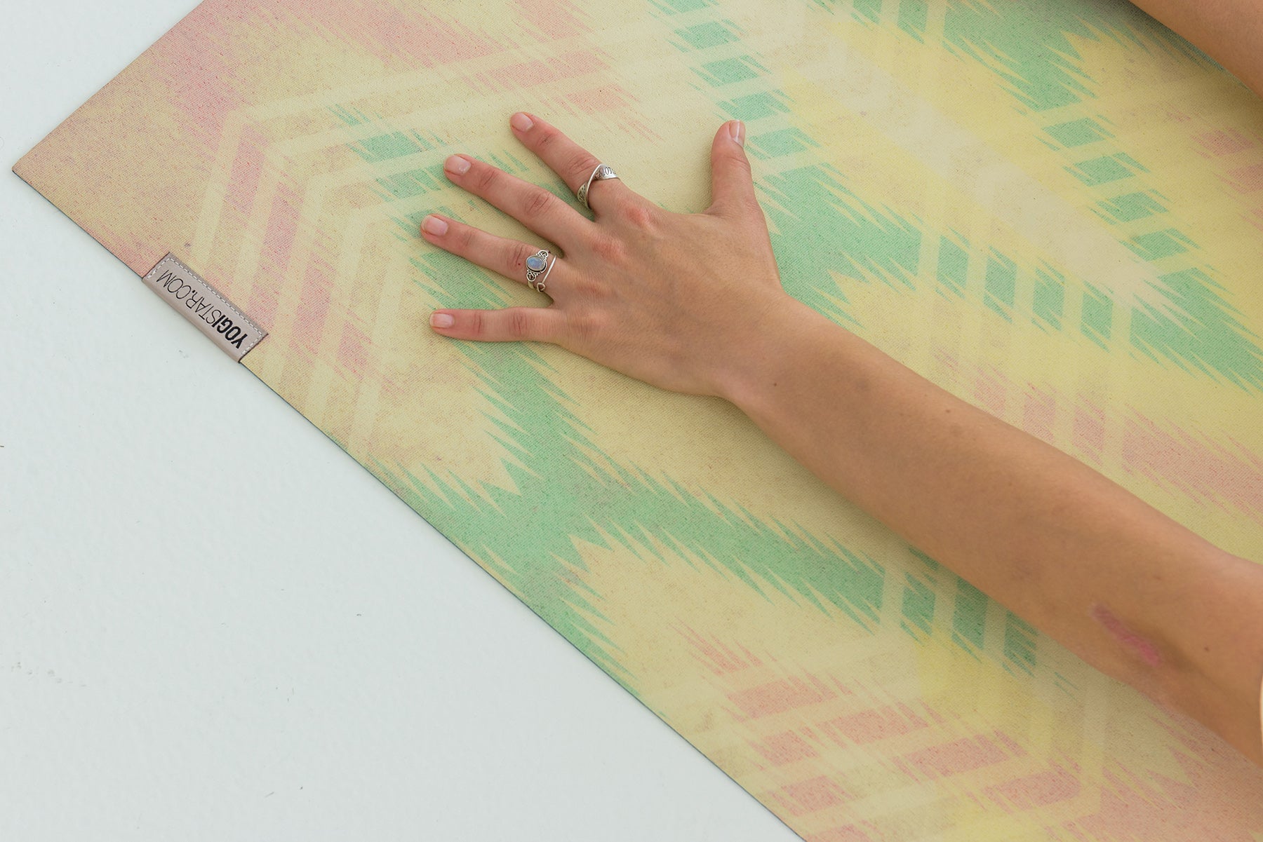 yogistar-yogamatte-yogimat-pure-art-collection-aztec-carpet image 7