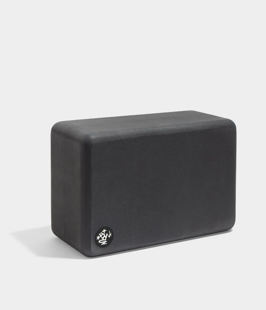 manduka-recycelter-schaumstoff-yogablock image 1