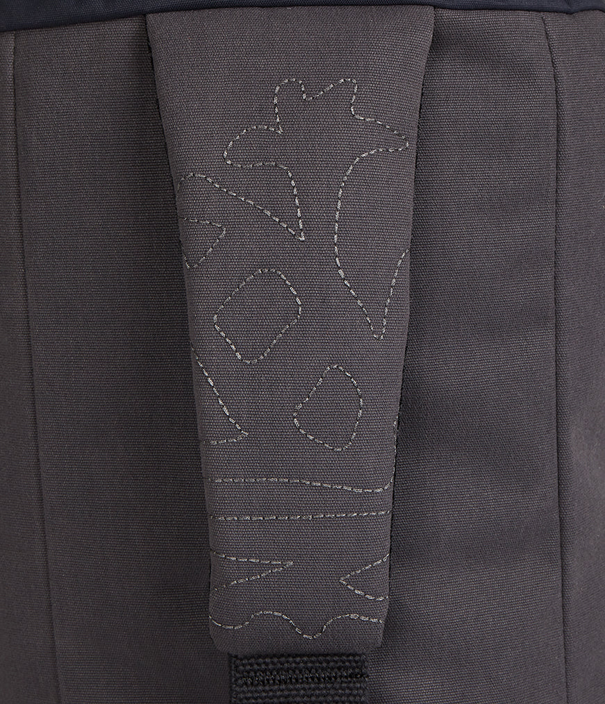 manduka-hala-mat-tr-ger-yogamattentr-ger-aus-recyceltem-nylon-verstellbar image 5
